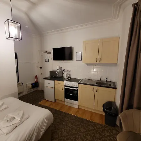 Seaside Ground Floor Flat Wifi & Free Parking Apartment Scarborough Exterior photo